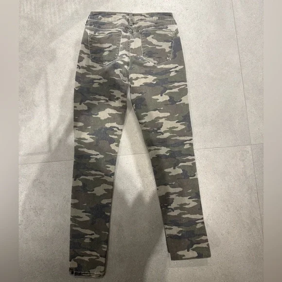Kenneth Cole Camouflage Pants - Picture 2 of 4